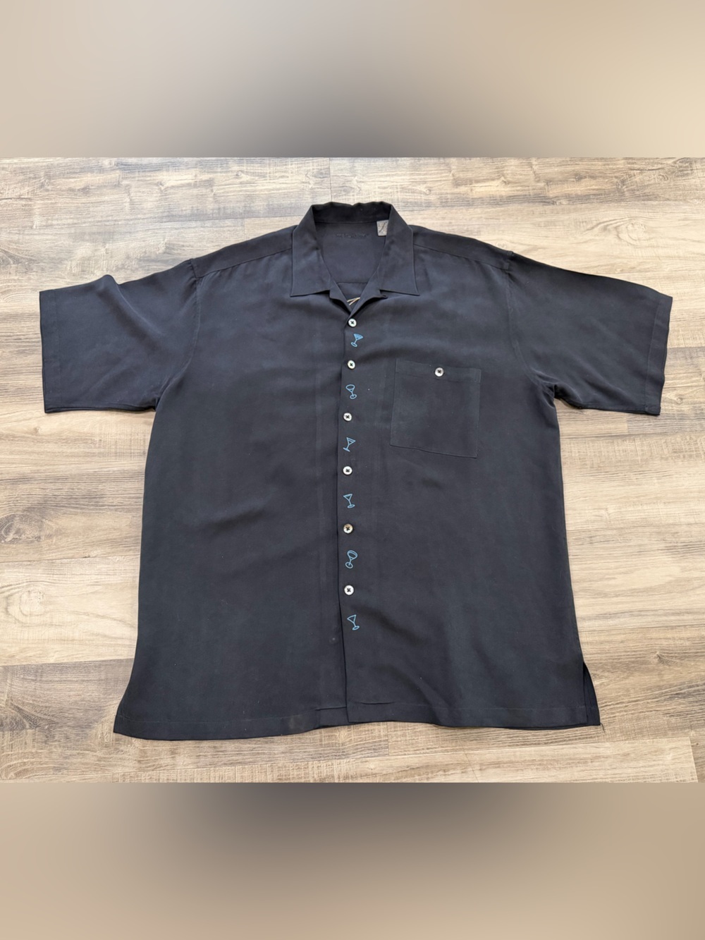 Tori Richard Men's Embroidered Martini Just Chillin' Silk Camp Shirt - Picture 2 of 5